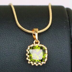 "Round Green Stone Rose Gold Pendant with Delicate Beaded Frame, XPPT1869